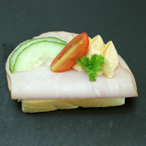 2.F. - Csemege karajos szendvics