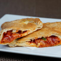 Magyaros töltött lángos