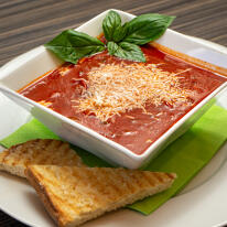 Hagyományos olasz paradicsomleves