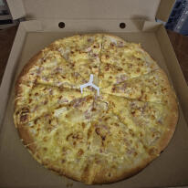6. Hawaii pizza