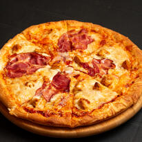 42. Prémium royal I. pizza