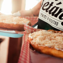 Sajtos-tejfölös lángos