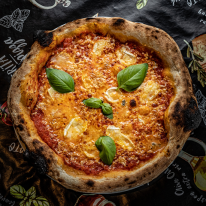 30. Pizza Quattro Formaggi - Négysajtos pizza