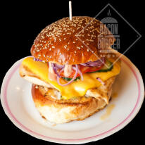 Sajtos csirkés hamburger