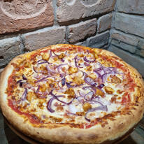 Tamás bátya pizzája