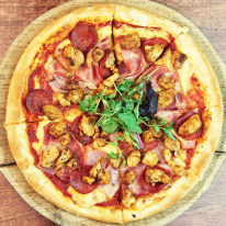 33. Hús hússal pizza