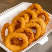 Rántott hagymakarikák