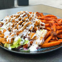 Gyros tál édesburgonya hasábbal