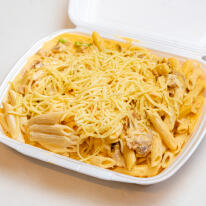 Csípős, cheddar szószos, gyros húsos penne