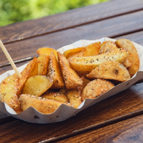 Sült fűszeres steakburgonya