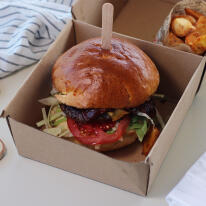 Extra Bacon BBQ burger menü