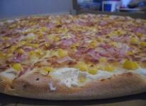 8. Sonkás-kukoricás pizza 8. Sonkás-kukoricás pizza