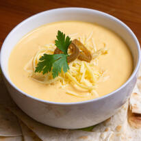 Pikáns sajtkrémleves jalapeno paprikával