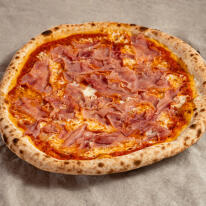 4. Prosciutto (sonkás) pizza